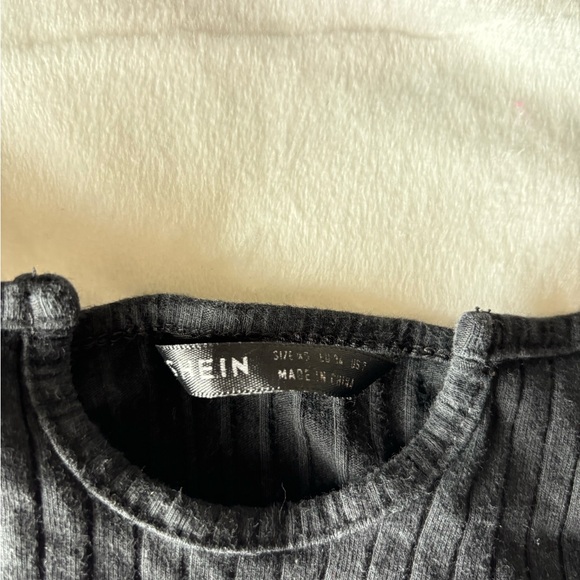 3 FOR $12 !! Shein crop tanks all size xs ! - Picture 5 of 7